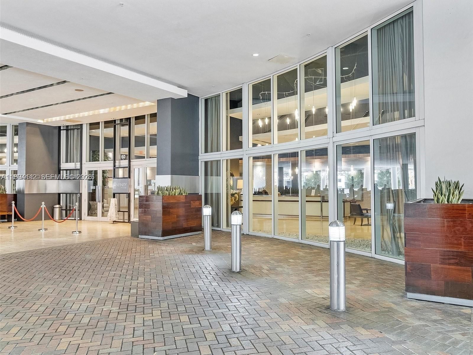 Real estate property located at 60 13th St #2500, Miami-dade, Infinity At Brickell Condo, Miami, FL