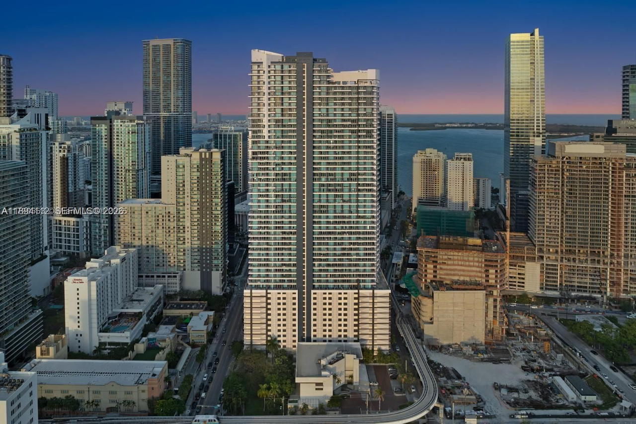 Real estate property located at 60 13th St #2500, Miami-dade, Infinity At Brickell Condo, Miami, FL