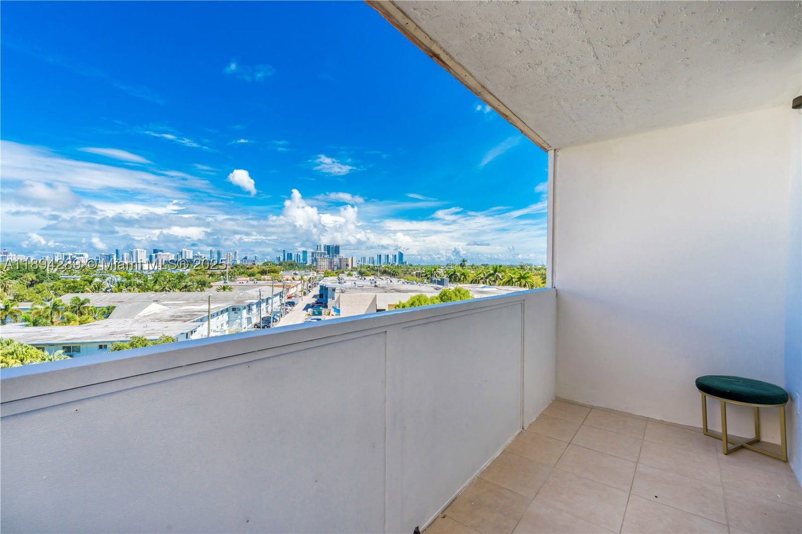 Real estate property located at 16400 17th Ave #601, Miami-dade, Three Seasons Condo Bldg, North Miami Beach, FL