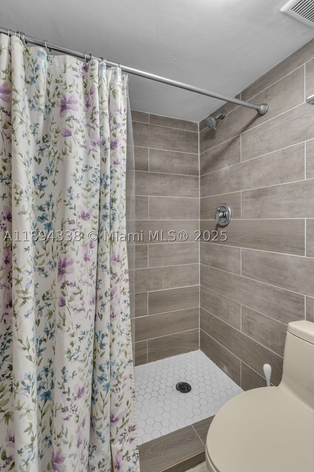 Real estate property located at 19440 26th Ave #54B, Miami-dade, Riverwood Sec 3, Miami, FL