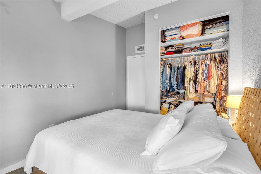 Real estate property located at 19440 26th Ave #54B, Miami-dade, Riverwood Sec 3, Miami, FL