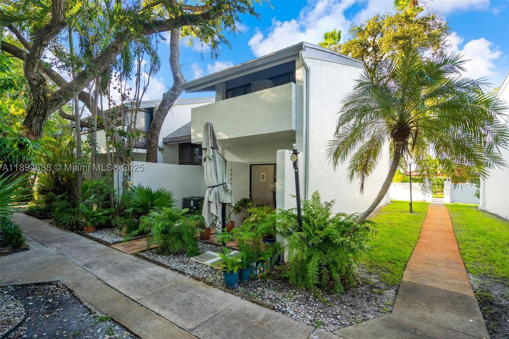 Real estate property located at 19440 26th Ave #54B, Miami-dade, Riverwood Sec 3, Miami, FL