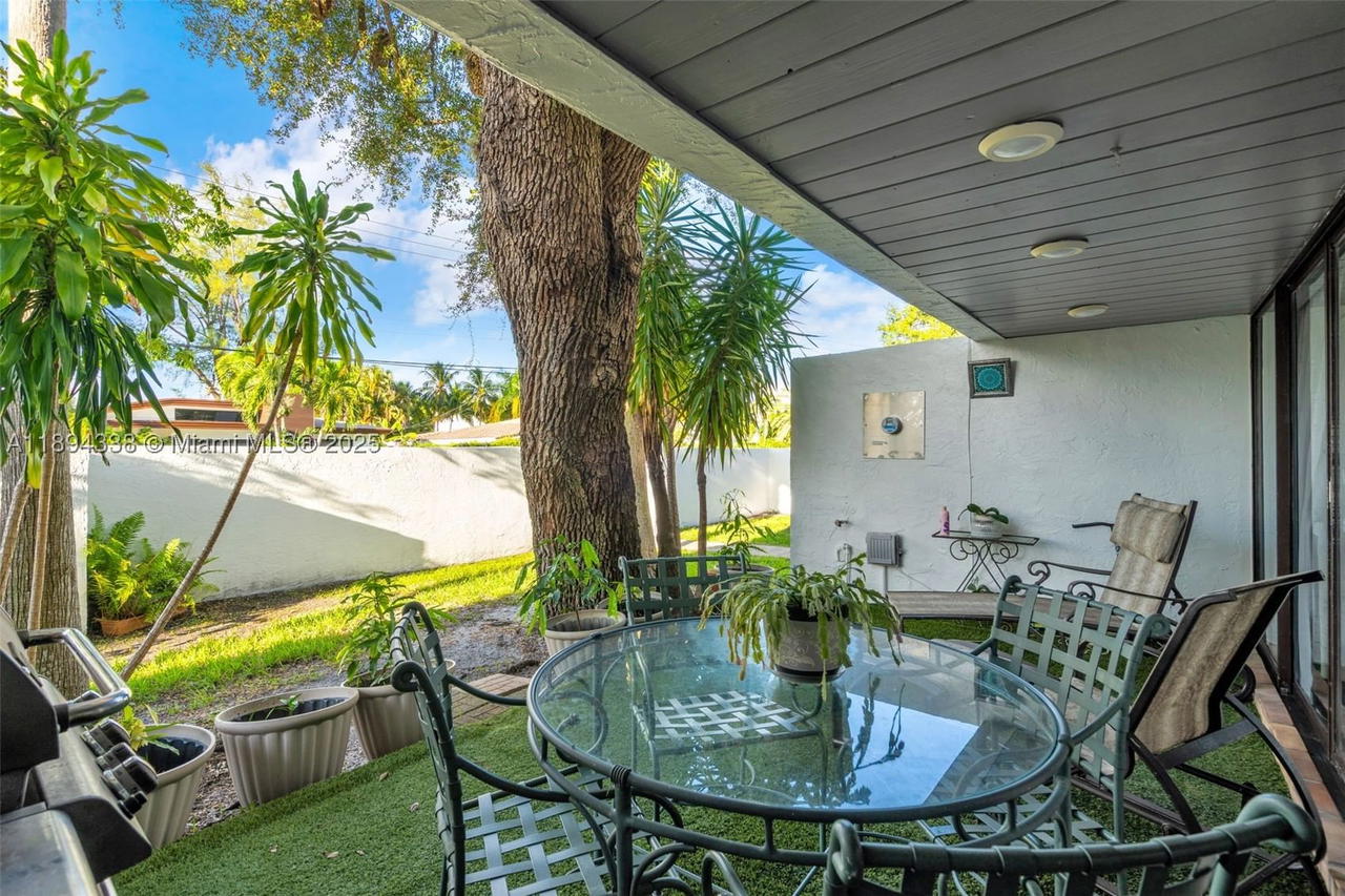 Real estate property located at 19440 26th Ave #54B, Miami-dade, Riverwood Sec 3, Miami, FL
