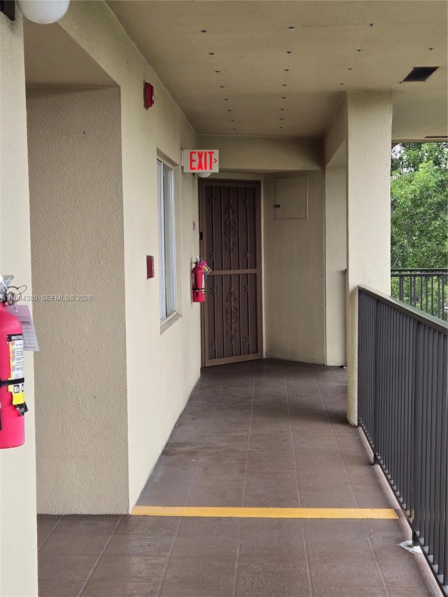Real estate property located at 1001 141st Ave #412K, Broward, Suffolk At Century Villag, Pembroke Pines, FL