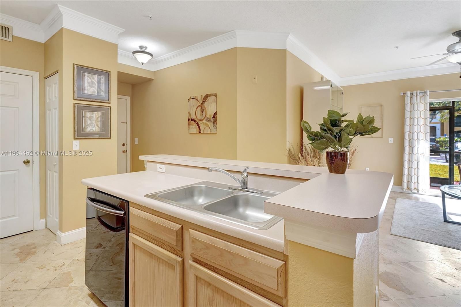 Real estate property located at 11510 Villa Grand #407, Lee, Royal Greens, Fort Myers, FL