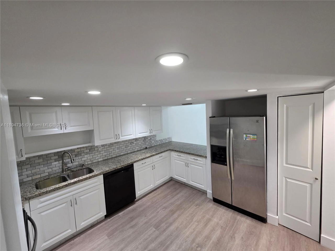 Real estate property located at 563 98th Ave, Broward, Jacaranda Parcel 611 Pb, Plantation, FL