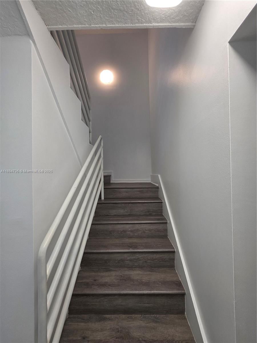 Real estate property located at 563 98th Ave, Broward, Jacaranda Parcel 611 Pb, Plantation, FL