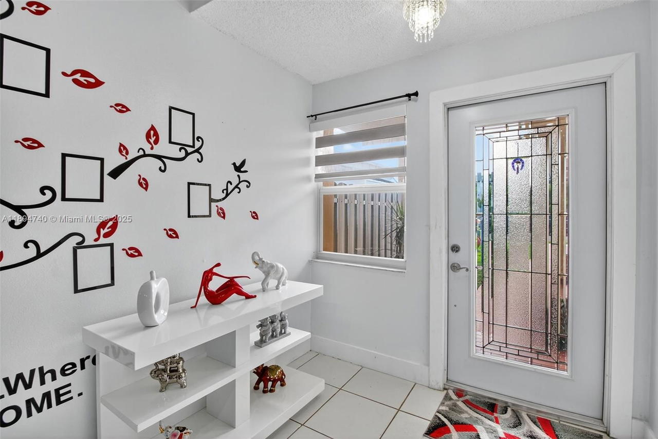 Real estate property located at 13061 56th Ter, Miami-dade, Lakes Sec 3, Miami, FL