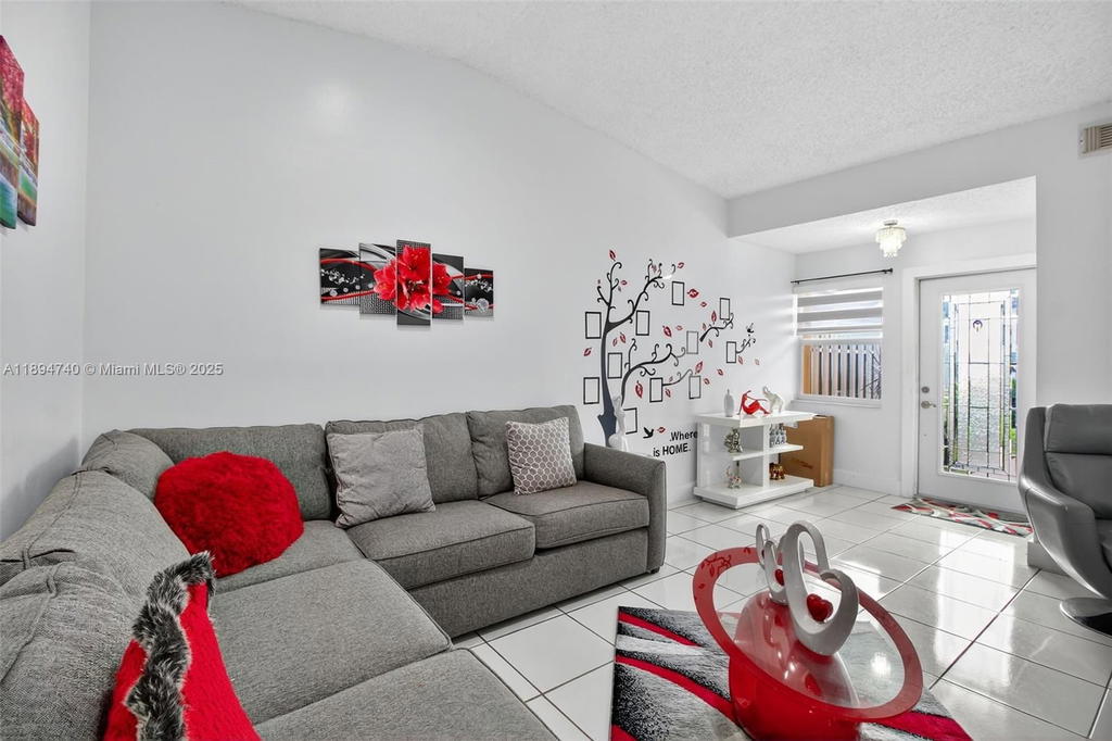 Real estate property located at 13061 56th Ter, Miami-dade, Lakes Sec 3, Miami, FL