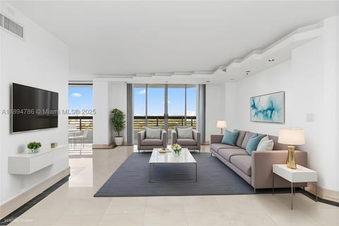 Real estate property located at 3400 192nd St LPH5, Miami-dade, Mystic Pointe Tower 600 C, Aventura, FL
