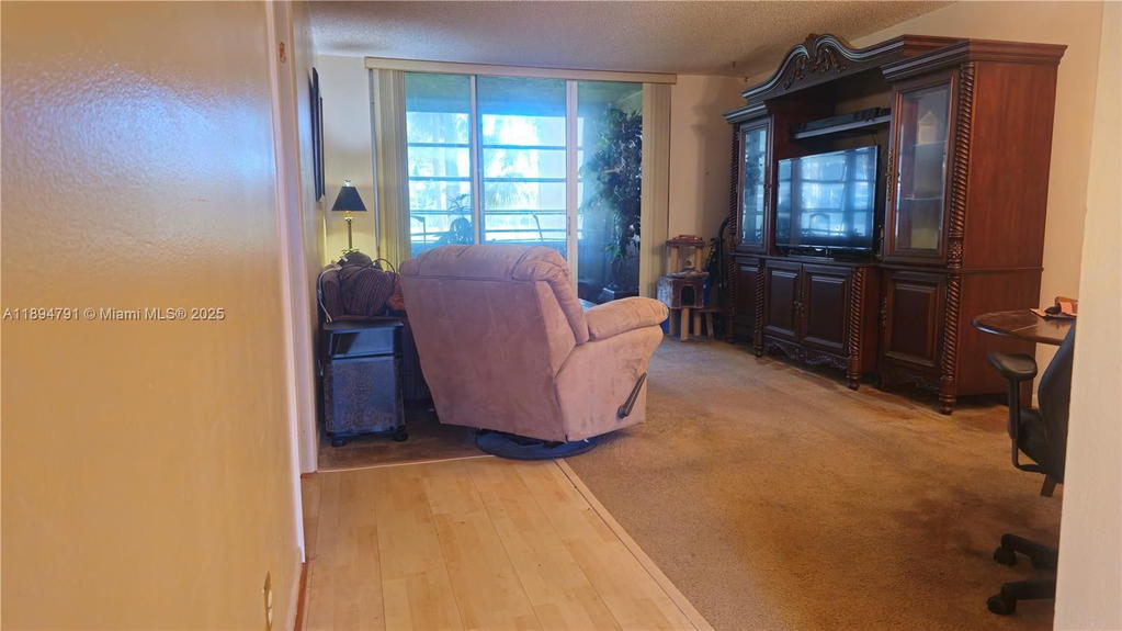 Real estate property located at 3341 47th Terrace #112, Broward, Cypress Chase North No 1, Lauderdale Lakes, FL