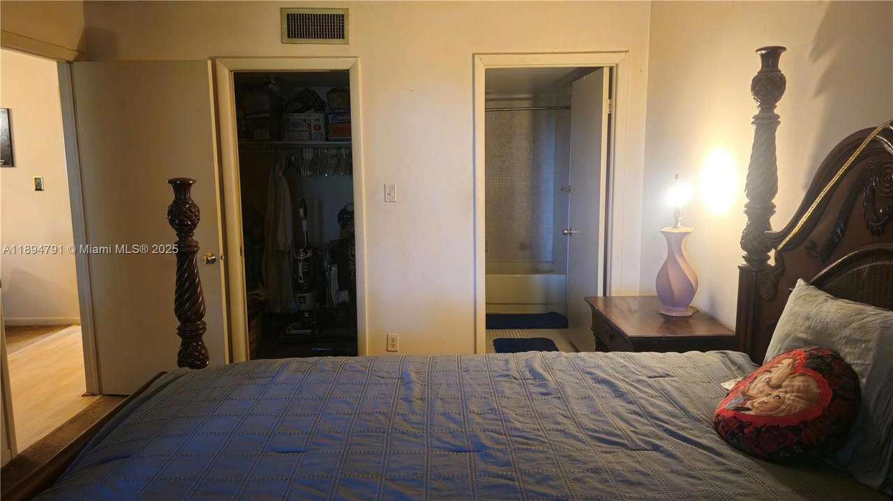 Real estate property located at 3341 47th Terrace #112, Broward, Cypress Chase North No 1, Lauderdale Lakes, FL