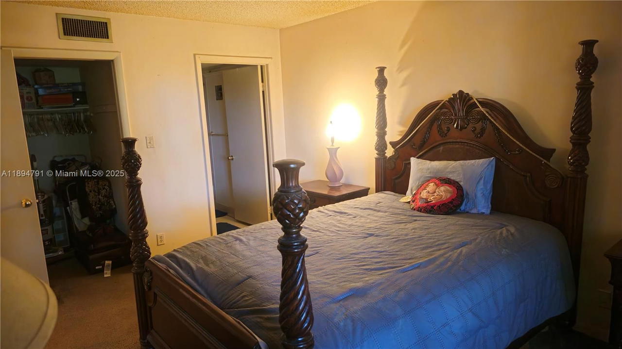 Real estate property located at 3341 47th Terrace #112, Broward, Cypress Chase North No 1, Lauderdale Lakes, FL