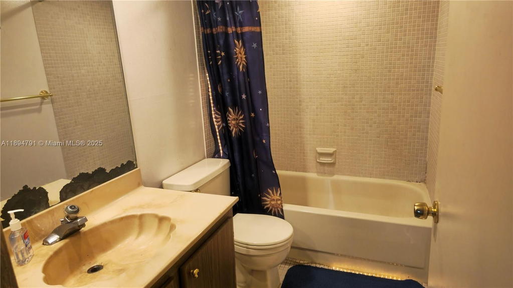 Real estate property located at 3341 47th Terrace #112, Broward, Cypress Chase North No 1, Lauderdale Lakes, FL