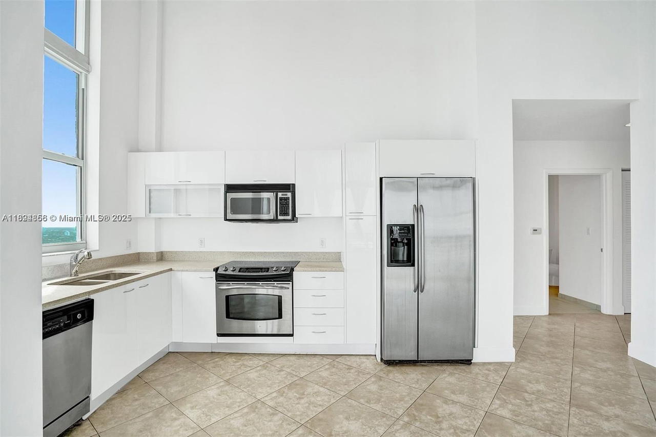 Real estate property located at 133 2nd Ave LPH3502, Miami-dade, The Loft Downtown Ii Cond, Miami, FL