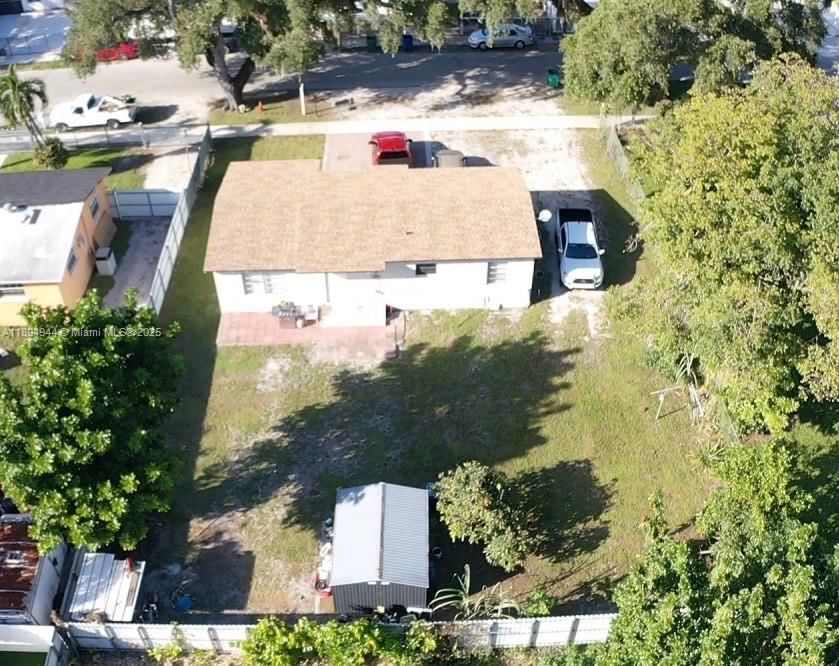 Real estate property located at 2850 170th St, Miami-dade, Golden Glades Park 5th Ad, Miami Gardens, FL