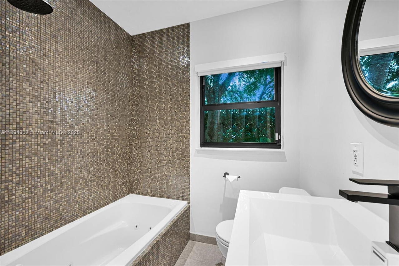 Real estate property located at 10001 Miami Ave, Miami-dade, Miami Shores Sec 1 Amd, Miami Shores, FL