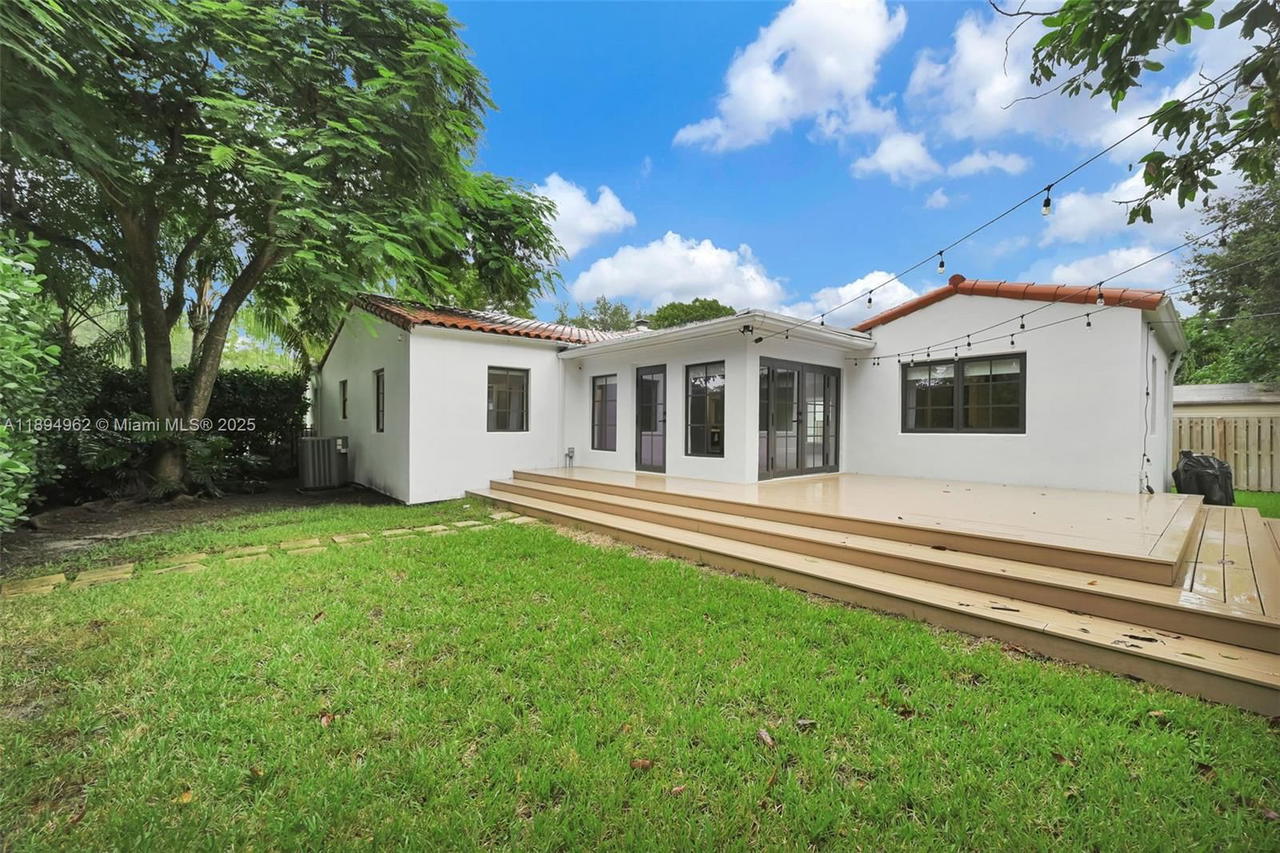 Real estate property located at 10001 Miami Ave, Miami-dade, Miami Shores Sec 1 Amd, Miami Shores, FL