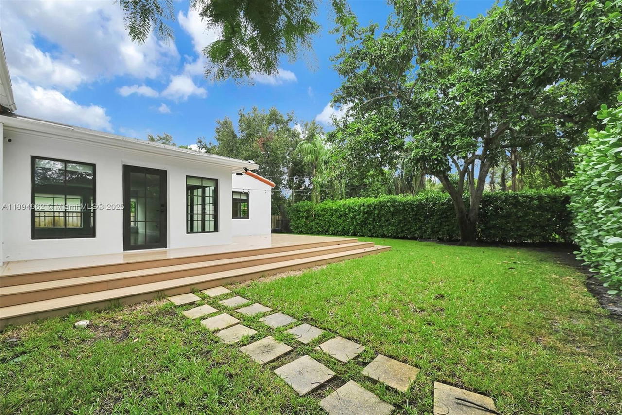 Real estate property located at 10001 Miami Ave, Miami-dade, Miami Shores Sec 1 Amd, Miami Shores, FL