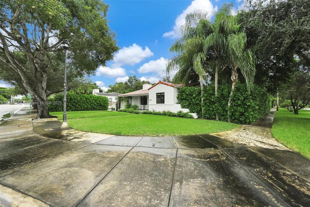 Real estate property located at 10001 Miami Ave, Miami-dade, Miami Shores Sec 1 Amd, Miami Shores, FL