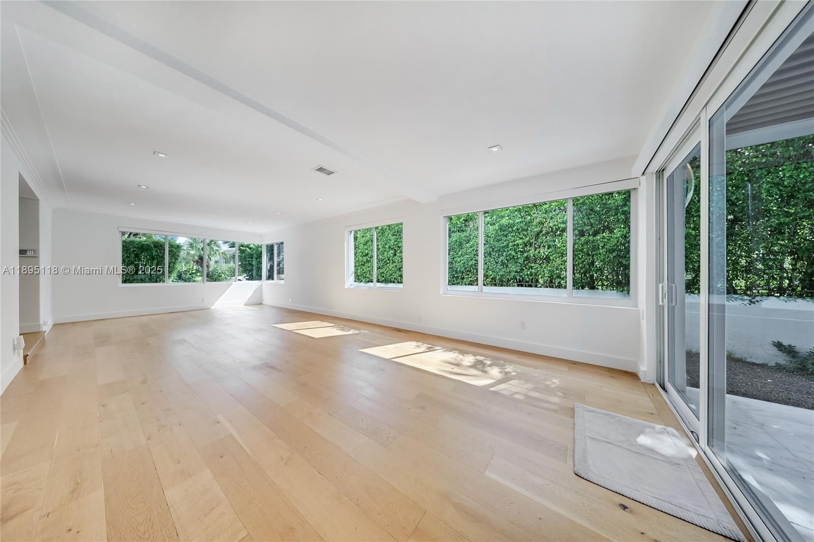 Real estate property located at 5244 Alton Rd, Miami-dade, La Gorce Golf Sub, Miami Beach, FL