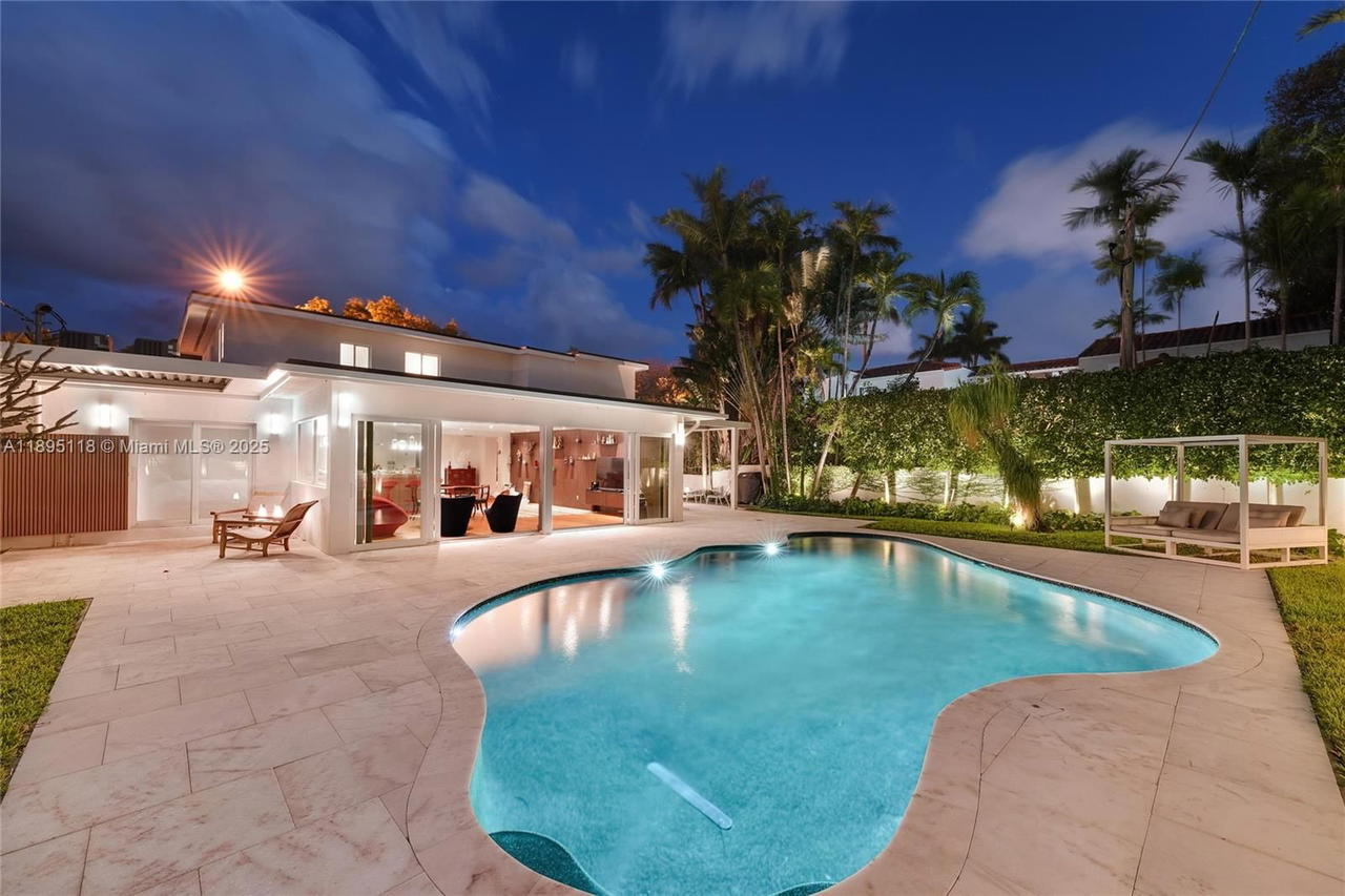 Real estate property located at 5244 Alton Rd, Miami-dade, La Gorce Golf Sub, Miami Beach, FL