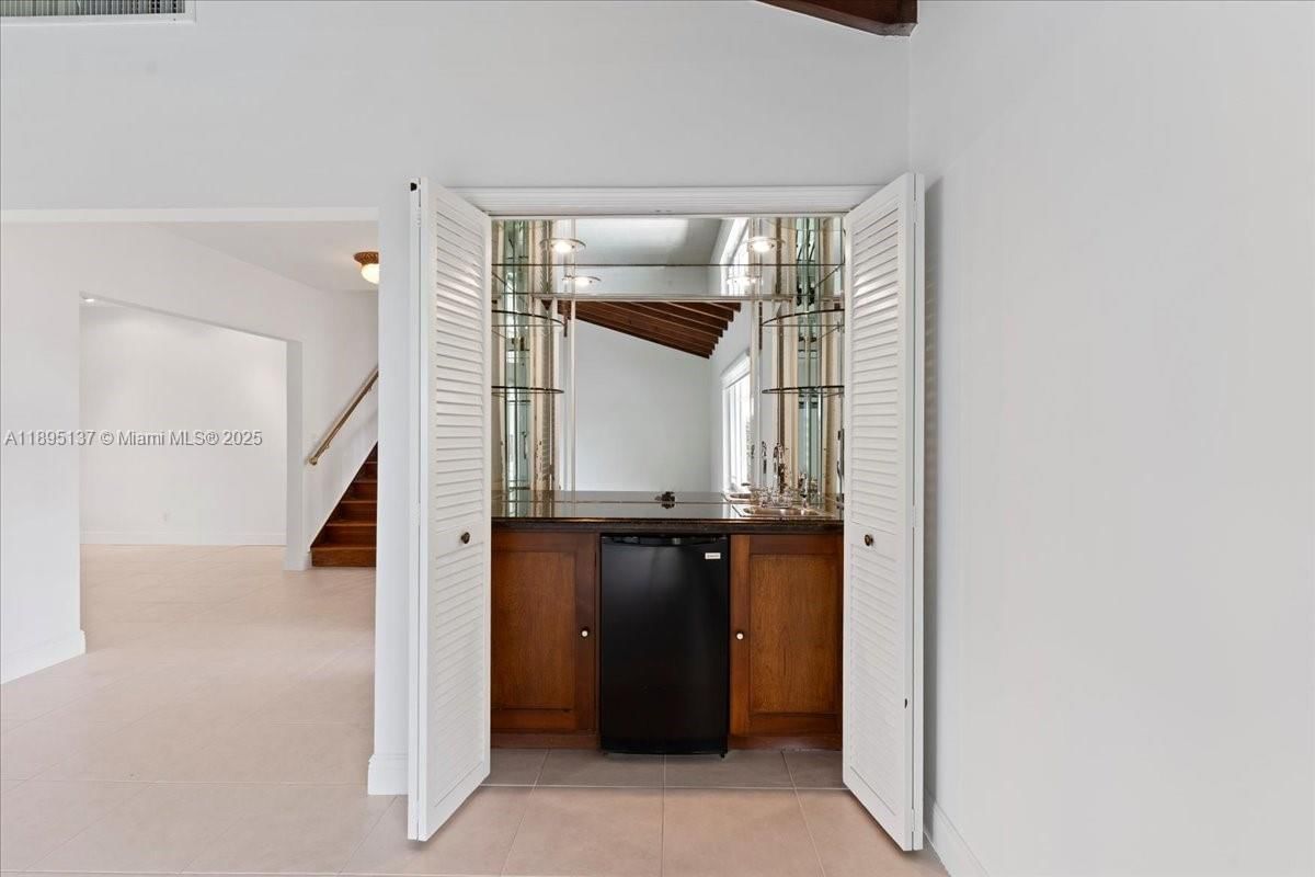 Real estate property located at 1961 188th St, Miami-dade, Greyknoll Estates, Miami, FL