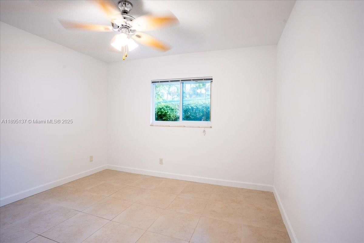 Real estate property located at 1961 188th St, Miami-dade, Greyknoll Estates, Miami, FL