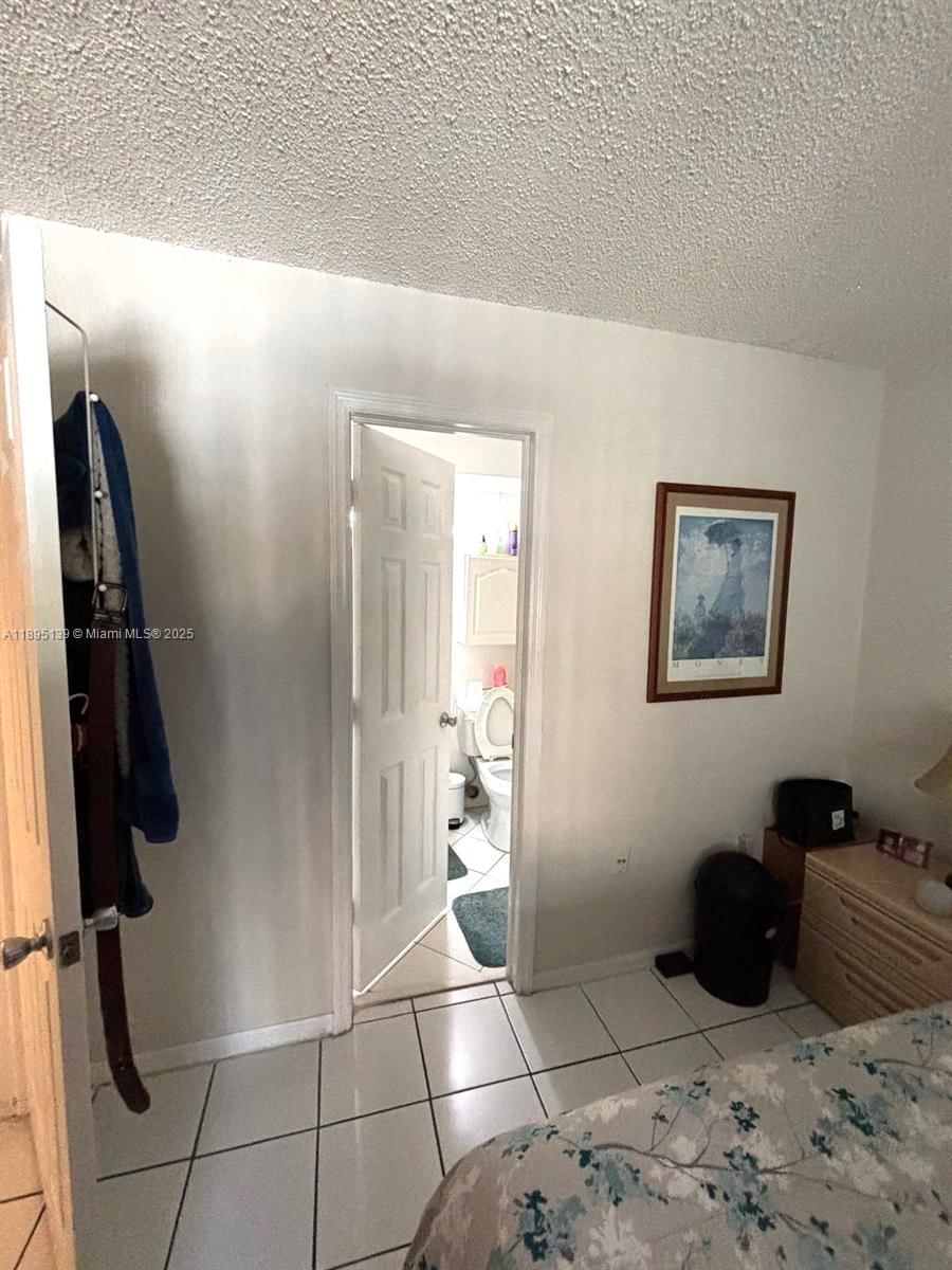 Real estate property located at 2138 6th St #201, Miami-dade, El Paraiso Condo, Miami, FL