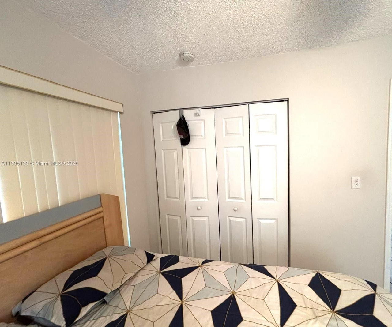 Real estate property located at 2138 6th St #201, Miami-dade, El Paraiso Condo, Miami, FL