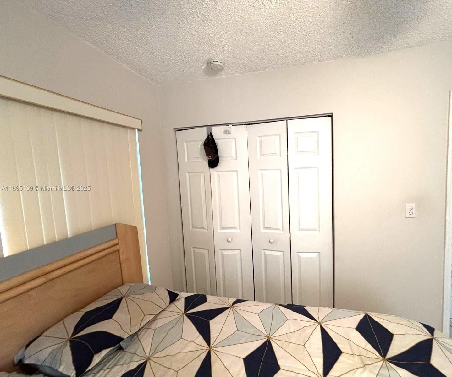 Real estate property located at 2138 6th St #201, Miami-dade, El Paraiso Condo, Miami, FL