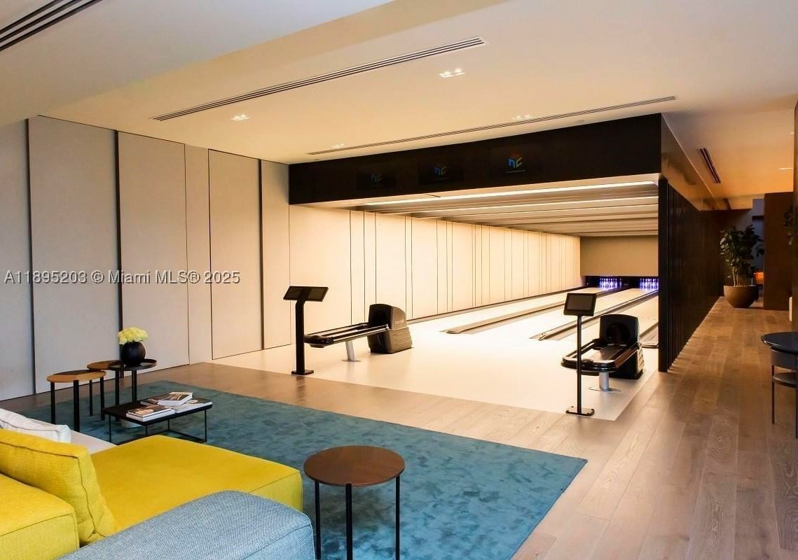 Real estate property located at 480 31st St #4106, Miami-dade, Gran Paraiso Condo, Miami, FL
