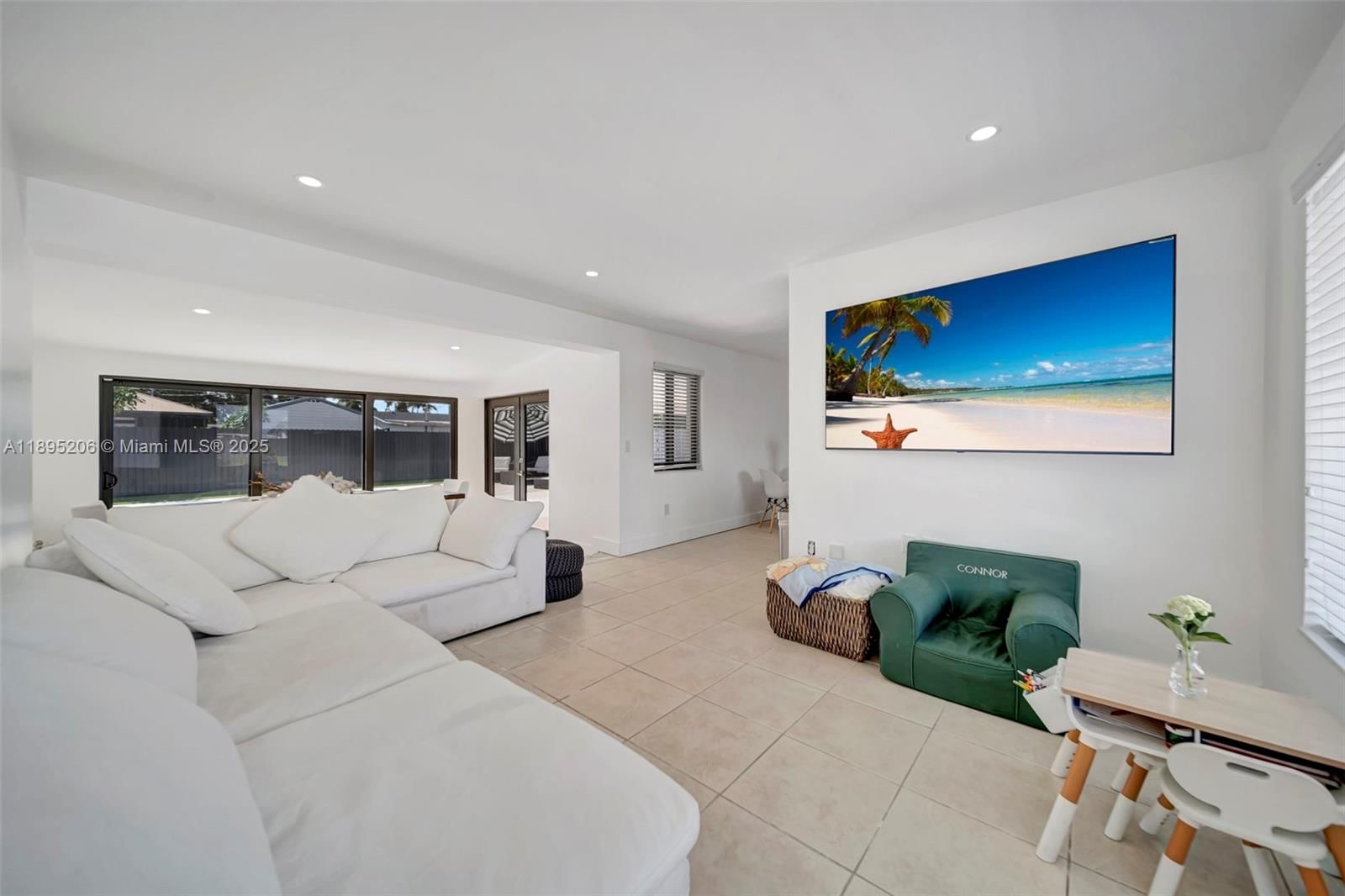 Real estate property located at 8340 178th St, Miami-dade, Palm Springs North Sec E, Hialeah, FL