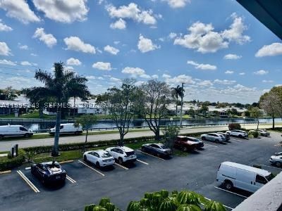 Real estate property located at 8105 61st St A312, Broward, Fairways Of Tamarac Condo, Tamarac, FL