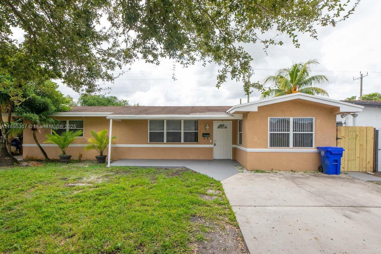 Real estate property located at 7720 15th St, Broward, Boulevard Heights Sec 8, Pembroke Pines, FL