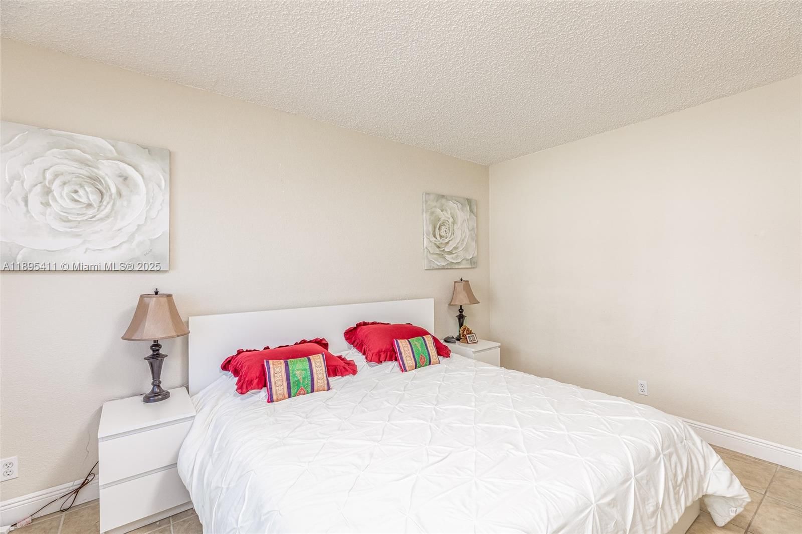 Real estate property located at 2501 Ocean Dr #439, Broward, Wave Condo, Hollywood, FL