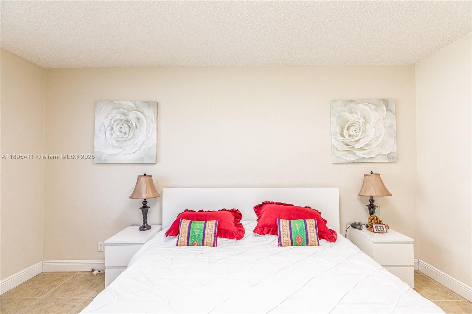 Real estate property located at 2501 Ocean Dr #439, Broward, Wave Condo, Hollywood, FL