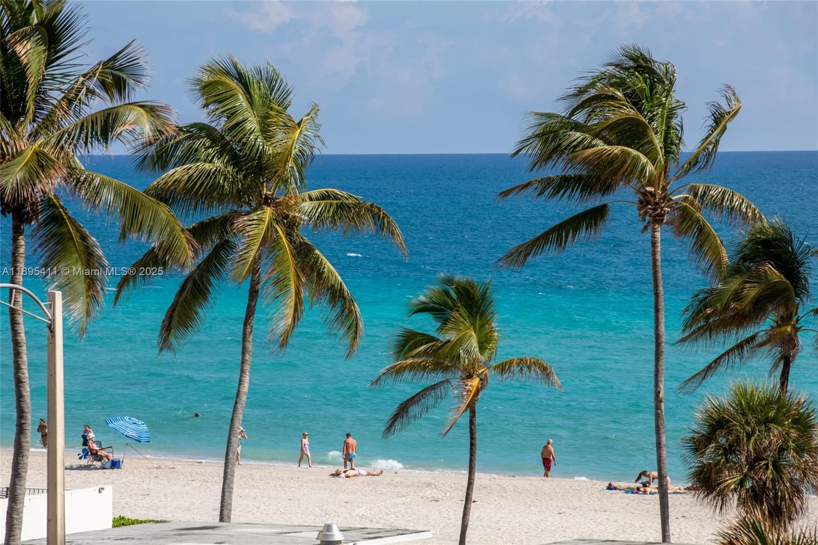 Real estate property located at 2501 Ocean Dr #439, Broward, Wave Condo, Hollywood, FL