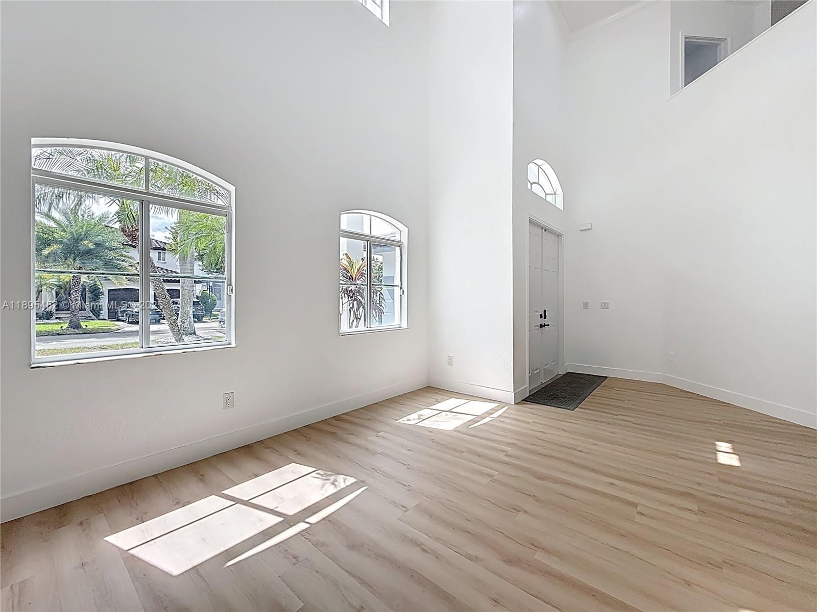 Real estate property located at 16491 64th Ter, Miami-dade, Crestview Lakes 2nd Addn, Miami, FL