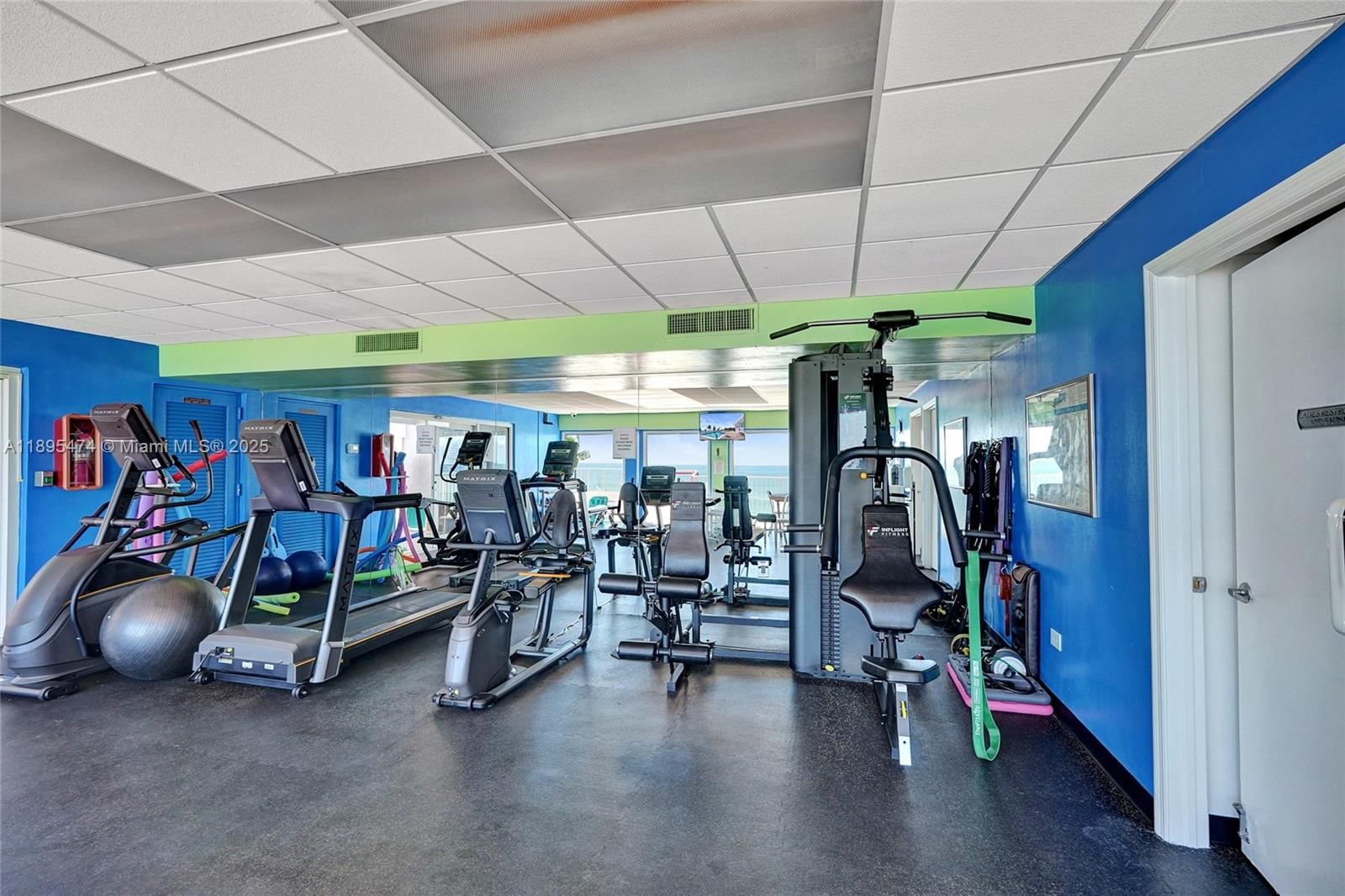 Real estate property located at 3111 Ocean Dr #302, Broward, Hollywood Towers Condo, Hollywood, FL