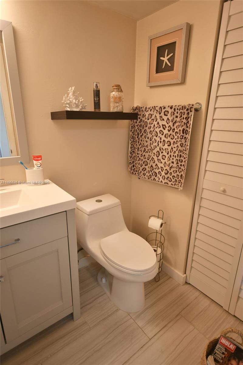 Real estate property located at 671 195th St #416-E, Miami-dade, Cedar Glenn Condo Apts Ea, Miami, FL