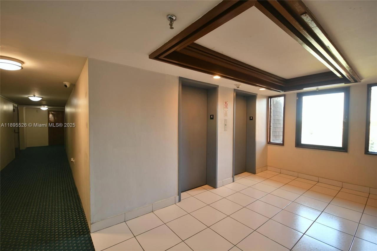Real estate property located at 671 195th St #416-E, Miami-dade, Cedar Glenn Condo Apts Ea, Miami, FL