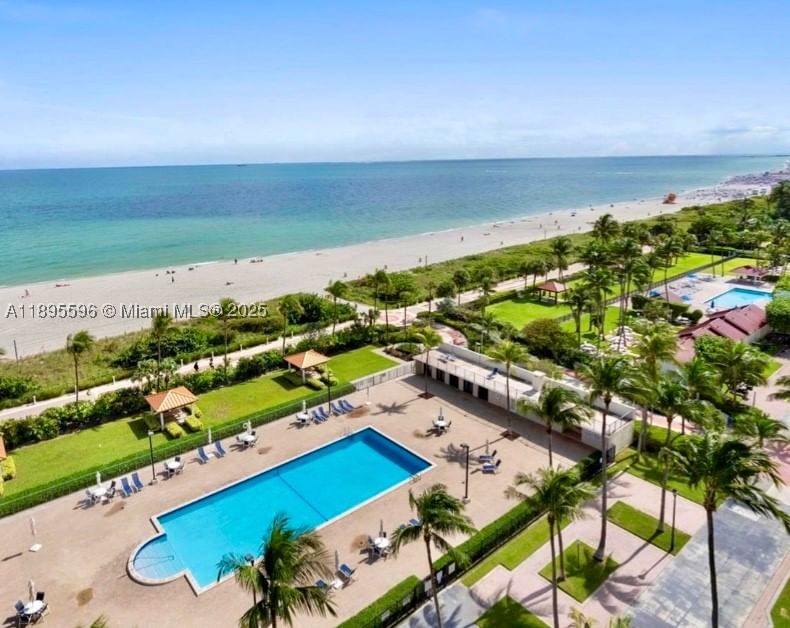 Real estate property located at 2625 Collins Ave #1507, Miami-dade, Oceanfront Plaza Condo, Miami Beach, FL