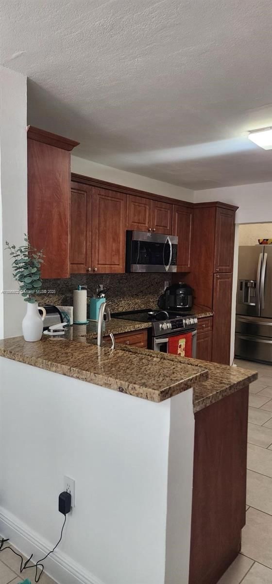 Real estate property located at 13208 10th Ln, Miami-dade, Tamiami Lakes Sec 5, Miami, FL