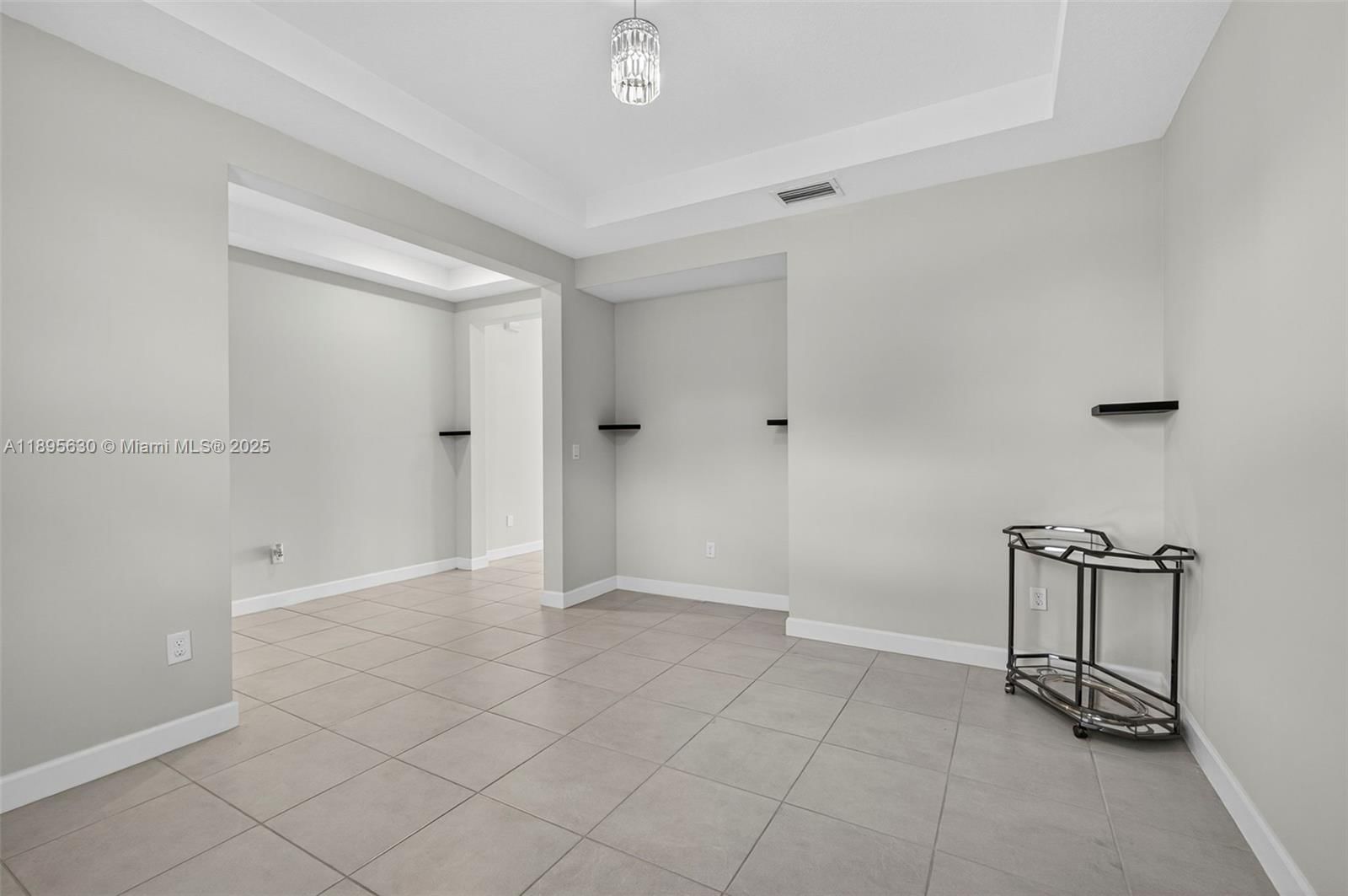 Real estate property located at 1310 Whitcombe Dr, Palm Beach, Bellasera, Royal Palm Beach, FL