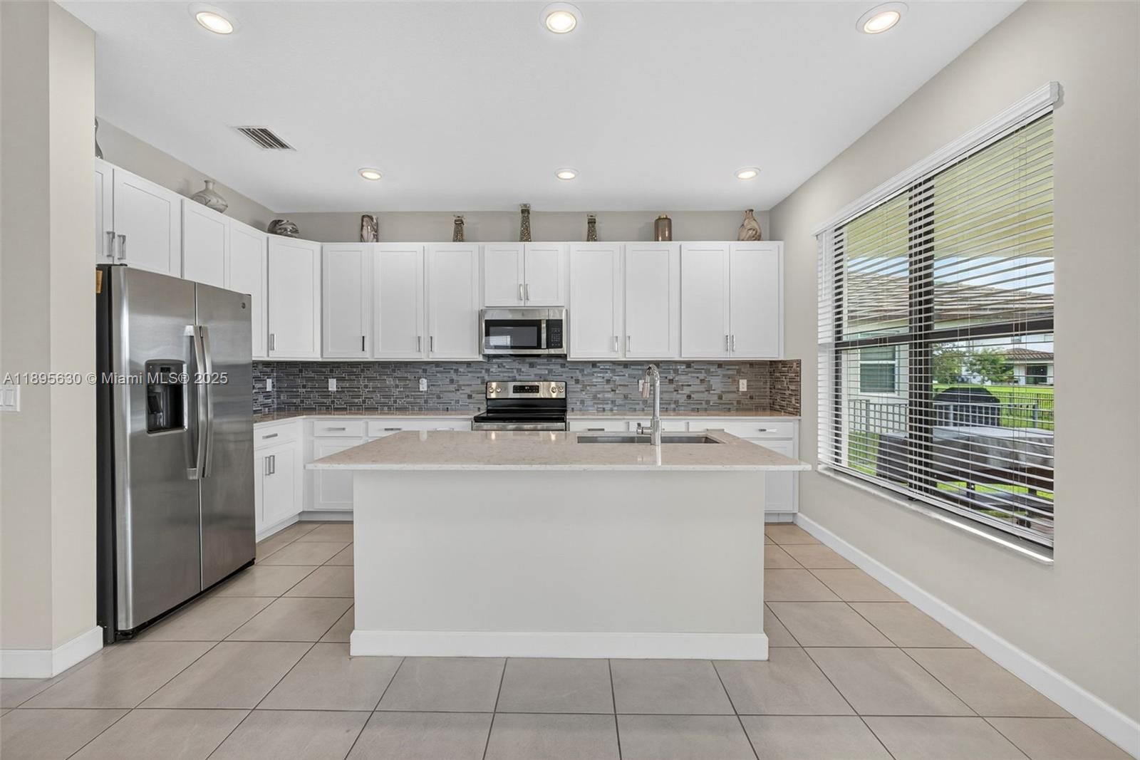 Real estate property located at 1310 Whitcombe Dr, Palm Beach, Bellasera, Royal Palm Beach, FL