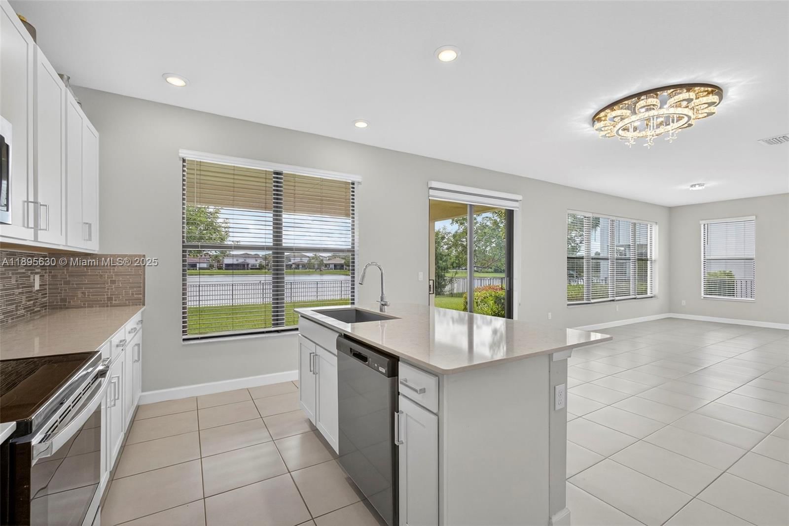 Real estate property located at 1310 Whitcombe Dr, Palm Beach, Bellasera, Royal Palm Beach, FL