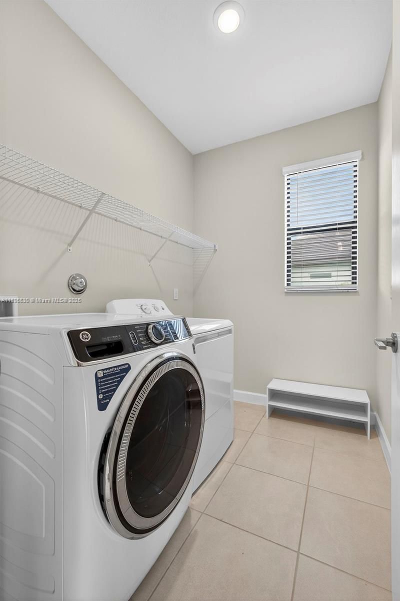 Real estate property located at 1310 Whitcombe Dr, Palm Beach, Bellasera, Royal Palm Beach, FL