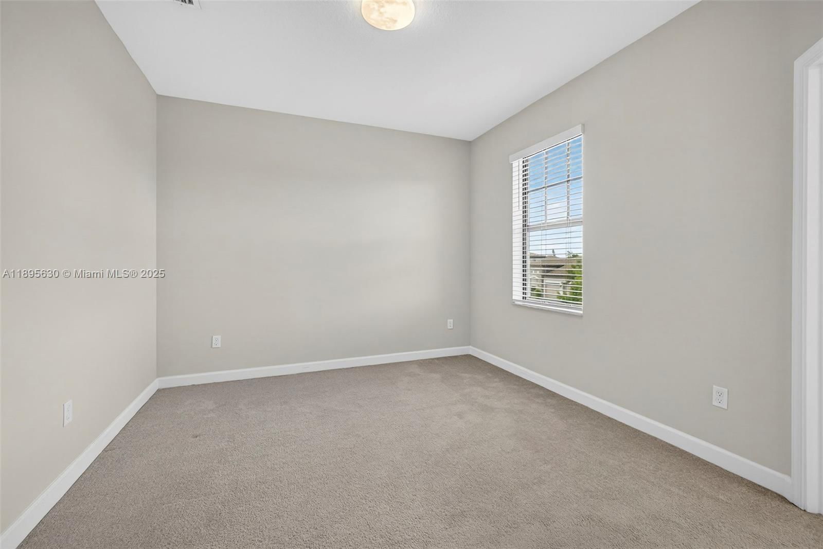 Real estate property located at 1310 Whitcombe Dr, Palm Beach, Bellasera, Royal Palm Beach, FL