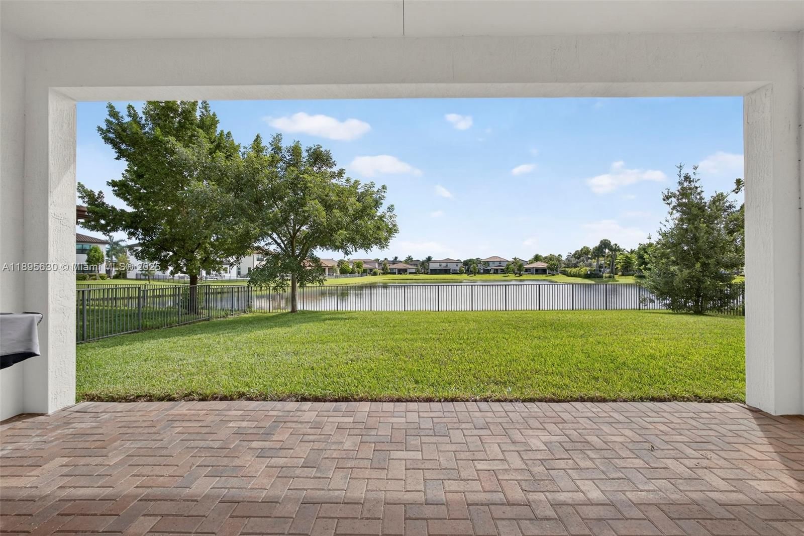 Real estate property located at 1310 Whitcombe Dr, Palm Beach, Bellasera, Royal Palm Beach, FL